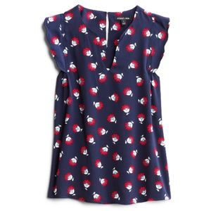 41 Hawthorn Dawney Scallop Trim Blouse